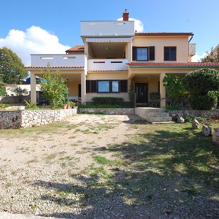 Apartments Snjezana By El-Pi Tours Njivice Dış mekan fotoğraf