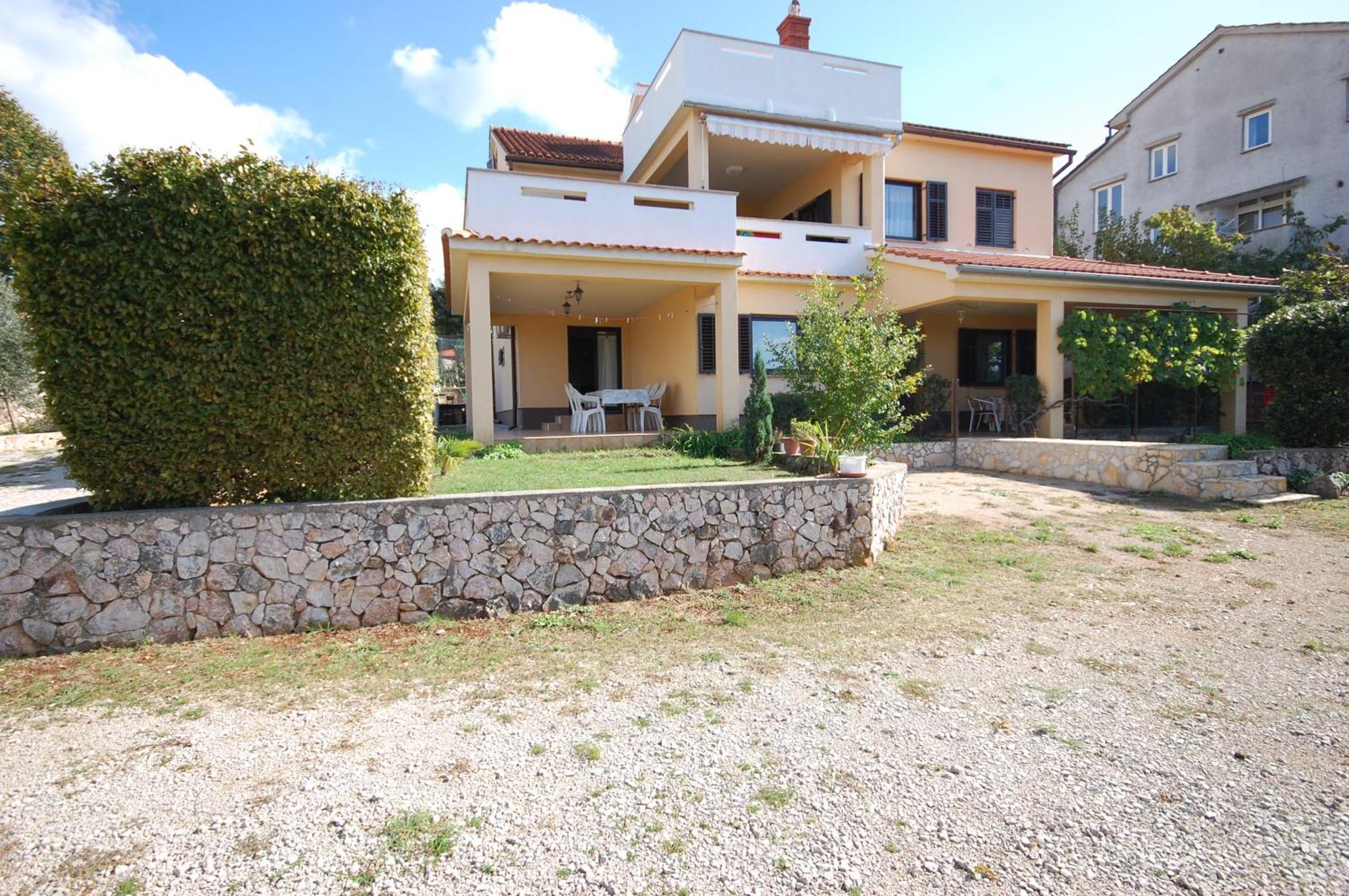 Apartments Snjezana By El-Pi Tours Njivice Dış mekan fotoğraf