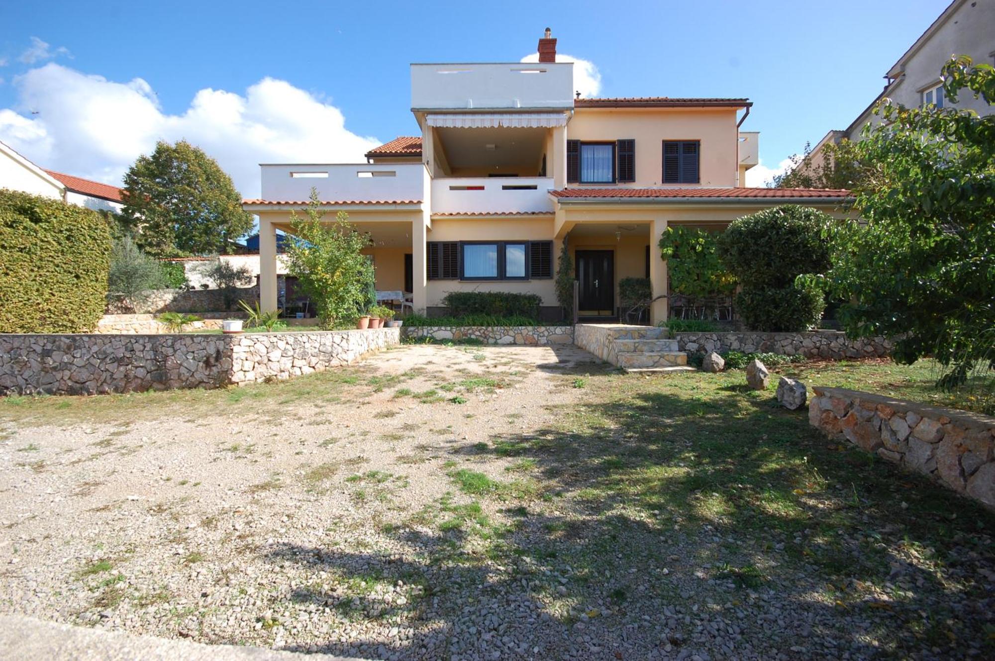 Apartments Snjezana By El-Pi Tours Njivice Dış mekan fotoğraf
